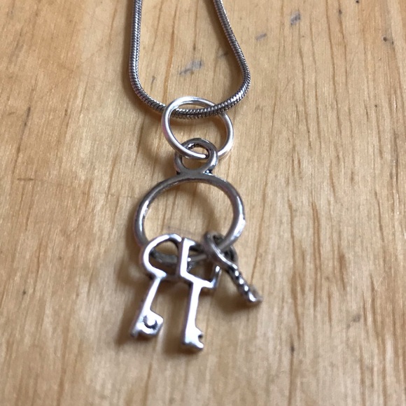 The Wild Willows Jewelry - Keys Necklace